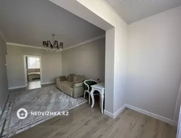 2-комнатная квартира, этаж 4 из 4, 50 м²