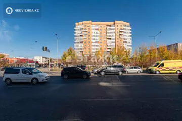 3-комнатная квартира, этаж 10 из 12, 76 м²