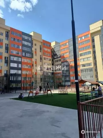 1-комнатная квартира, этаж 9 из 9, 45 м²