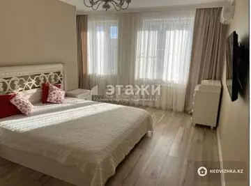 2-комнатная квартира, этаж 3 из 14, 82 м²