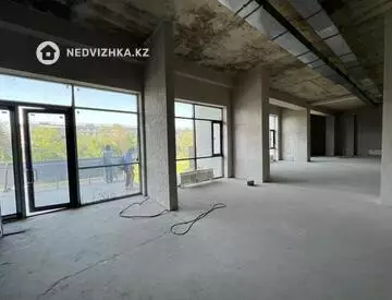 780 м², Офисное помещение, этаж 1 из 1, в жилом доме, 780 м², на длительный срок, изображение - 0