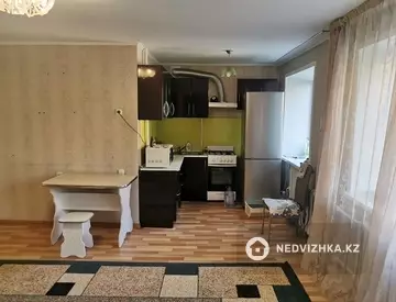 45 м², 2-комнатная квартира, этаж 3 из 5, 45 м², изображение - 0