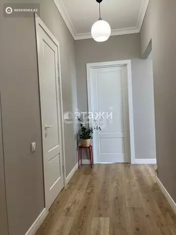 60 м², 2-комнатная квартира, этаж 4 из 12, 60 м², изображение - 3