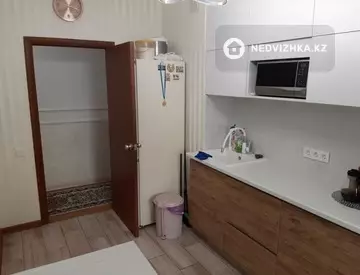 3-комнатная квартира, этаж 6 из 9, 71 м²