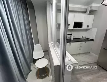 58 м², 1-комнатная квартира, этаж 1 из 5, 58 м², посуточно, изображение - 2