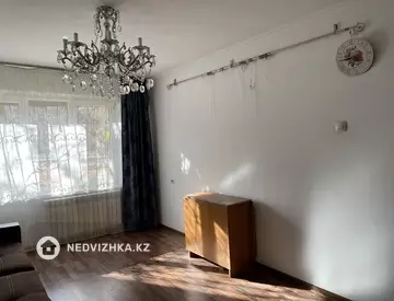 3-комнатная квартира, этаж 1 из 5, 62 м²