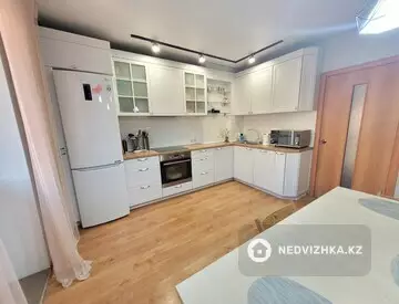 86 м², 3-комнатная квартира, этаж 3 из 5, 86 м², изображение - 0