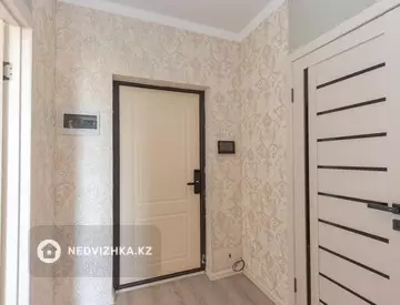 1-комнатная квартира, этаж 3 из 9, 37 м²