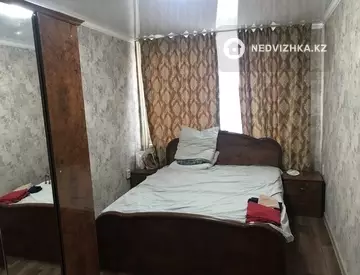 4-комнатная квартира, этаж 1 из 5, 92 м²