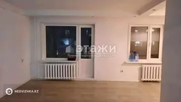 2-комнатная квартира, этаж 2 из 5, 48 м²