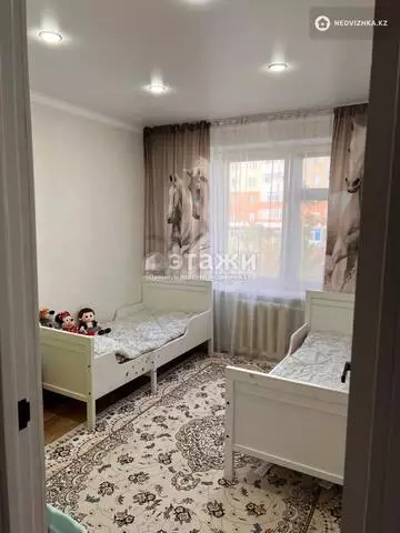 4-комнатная квартира, этаж 2 из 6, 80 м²