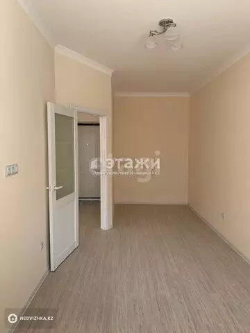 30.4 м², 1-комнатная квартира, этаж 2 из 9, 30 м², изображение - 3