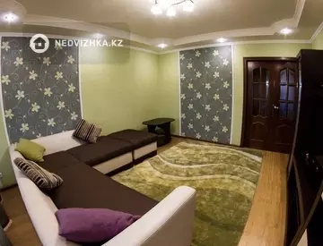 2-комнатная квартира, этаж 4 из 9, 65 м², посуточно