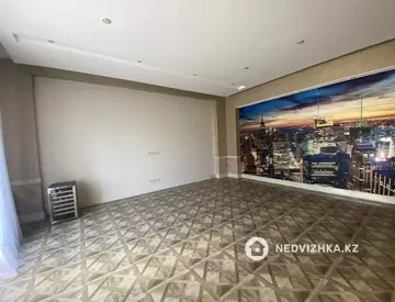 740 м², 8-комнатный дом, 20 соток, 740 м², изображение - 0