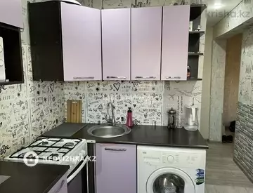 2-комнатная квартира, этаж 3 из 4, 40 м²