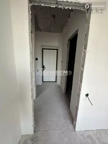 1-комнатная квартира, этаж 7 из 12, 35 м²