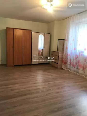 134 м², 3-комнатная квартира, этаж 2 из 8, 134 м², изображение - 1