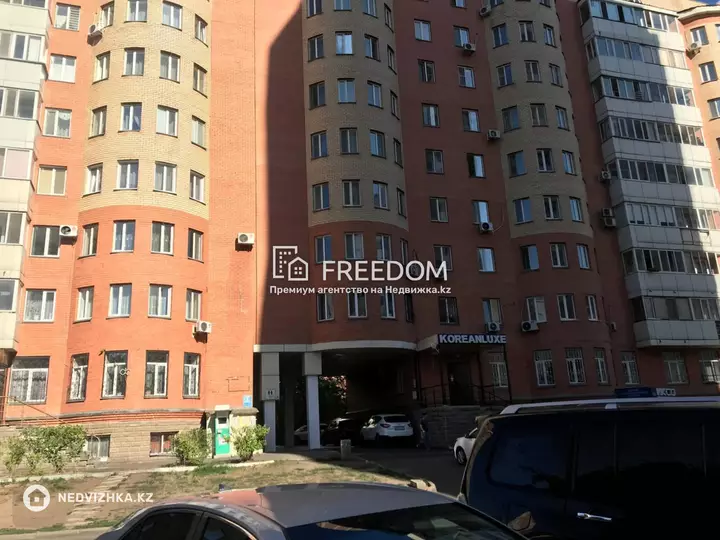 134 м², 3-комнатная квартира, этаж 2 из 8, 134 м², изображение - 1