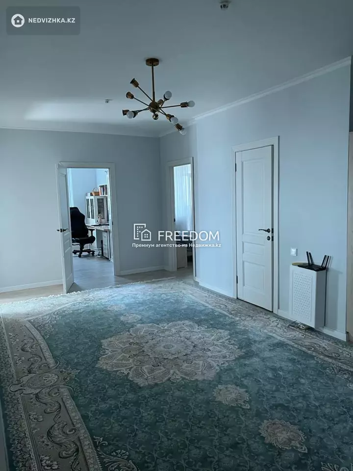 125 м², 4-комнатная квартира, этаж 13 из 18, 125 м², изображение - 1
