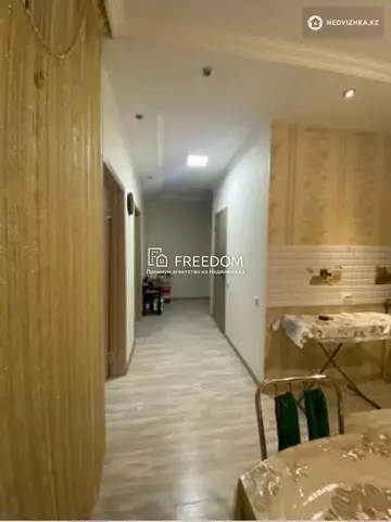2-комнатная квартира, этаж 3 из 24, 60 м²