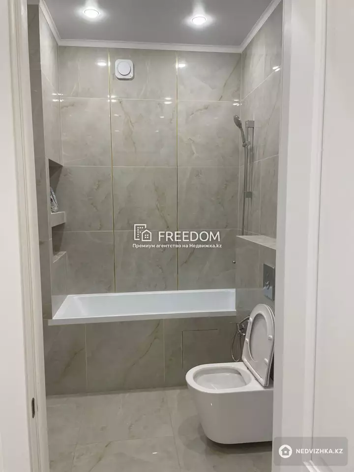 67 м², 2-комнатная квартира, этаж 10 из 12, 67 м², изображение - 1