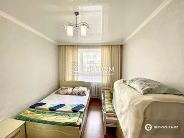 64 м², 2-комнатная квартира, этаж 2 из 12, 64 м², изображение - 1