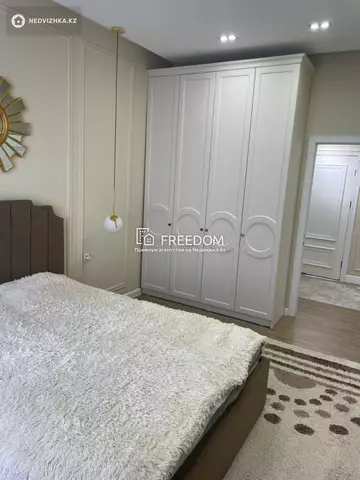 4-комнатная квартира, этаж 3 из 10, 130 м²