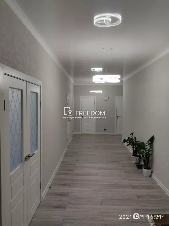 128 м², 3-комнатная квартира, этаж 10 из 12, 128 м², изображение - 1