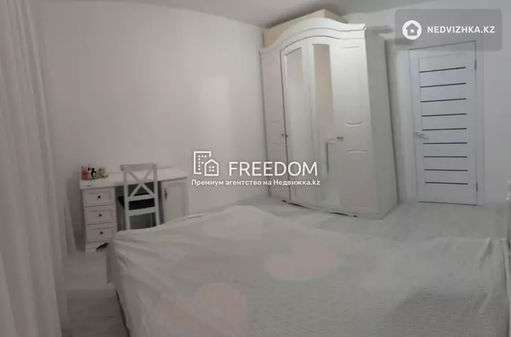 55.7 м², 2-комнатная квартира, этаж 3 из 5, 56 м², изображение - 1