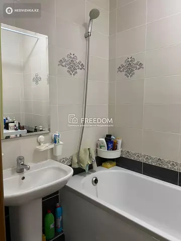 2-комнатная квартира, этаж 6 из 9, 63 м²