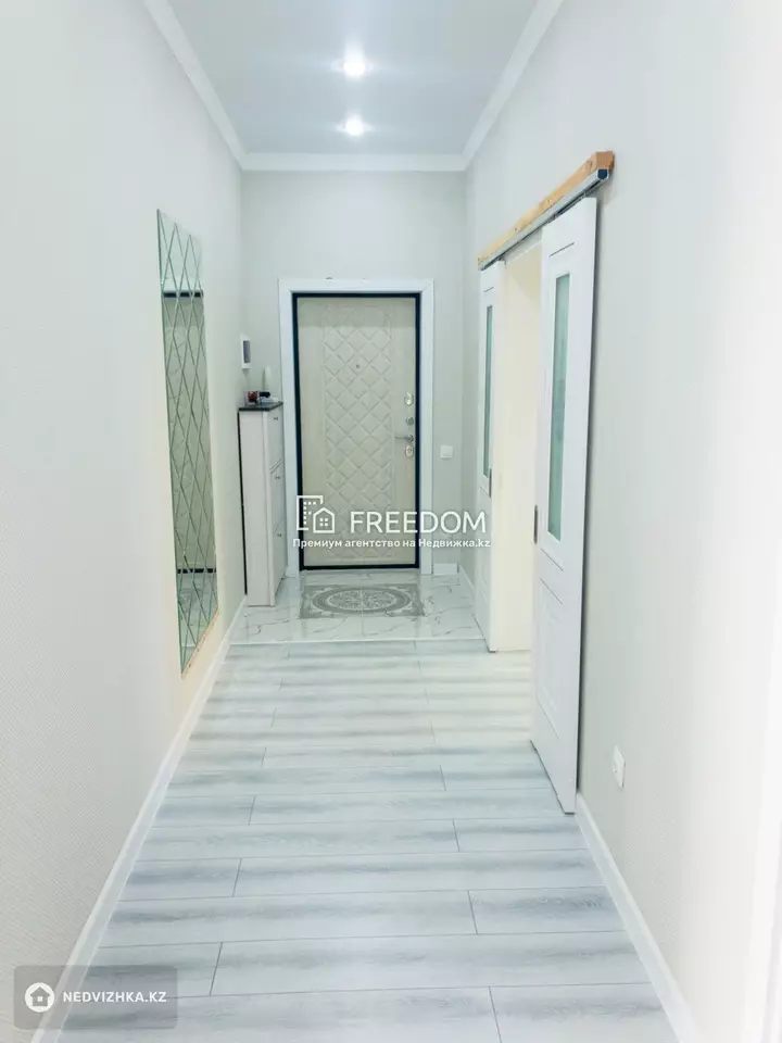 80.3 м², 3-комнатная квартира, этаж 2 из 9, 80 м², изображение - 1
