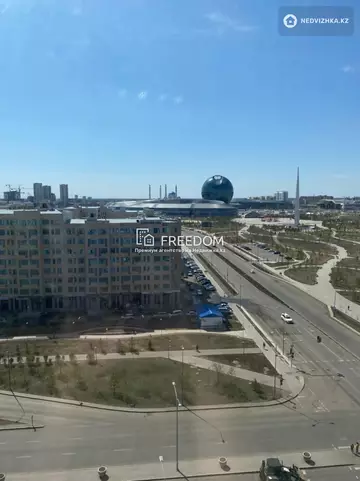 3-комнатная квартира, этаж 13 из 17, 90 м²