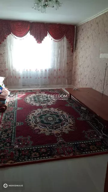 2-комнатная квартира, этаж 4 из 5, 54 м²