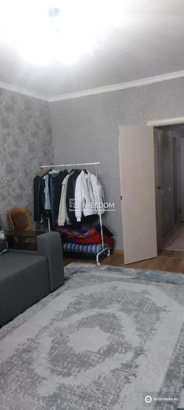 1-комнатная квартира, этаж 3 из 7, 42 м²