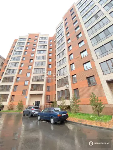 2-комнатная квартира, этаж 4 из 9, 72 м²
