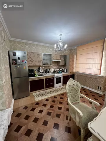 3-комнатная квартира, этаж 10 из 14, 87 м²