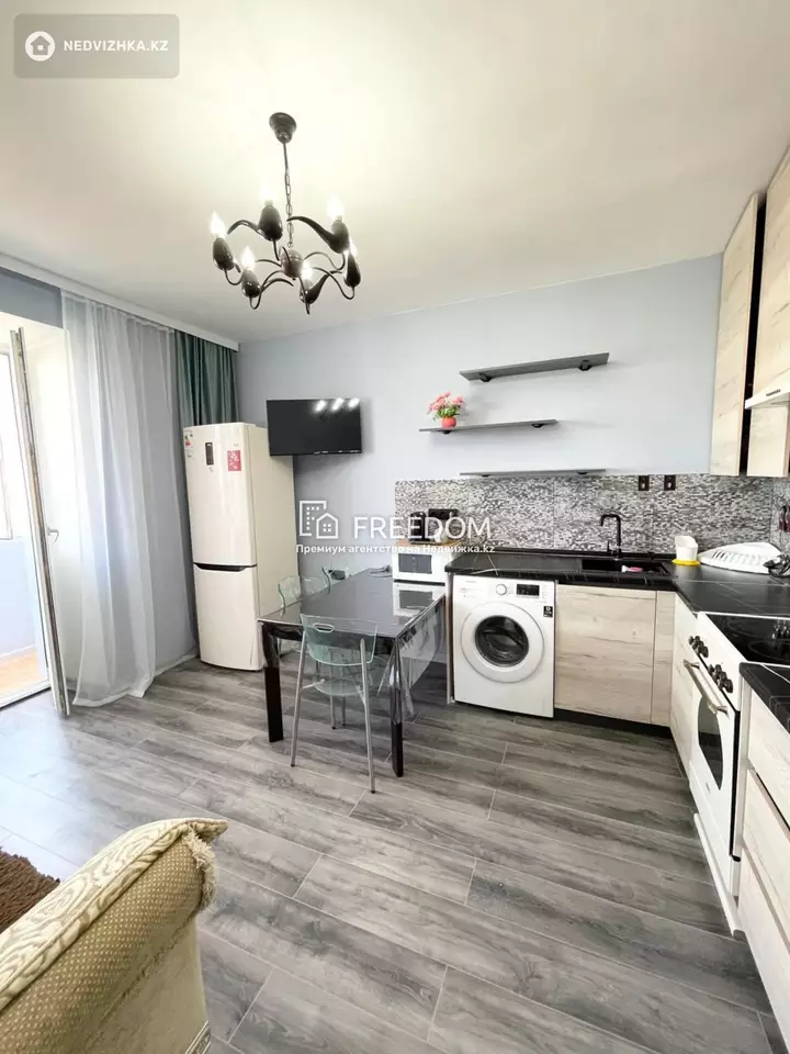 50.5 м², 1-комнатная квартира, этаж 10 из 11, 50 м², изображение - 1