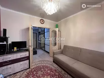 1-комнатная квартира, этаж 4 из 9, 39 м²