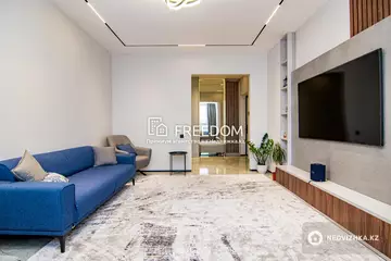 3-комнатная квартира, этаж 4 из 9, 106 м²