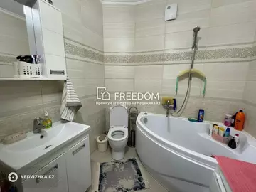 3-комнатная квартира, этаж 3 из 8, 90 м²