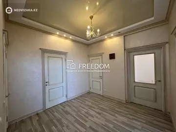 135 м², 4-комнатная квартира, этаж 5 из 10, 135 м², изображение - 1