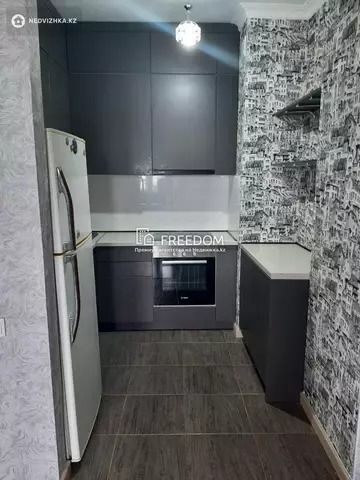 80 м², 3-комнатная квартира, этаж 3 из 10, 80 м², изображение - 1