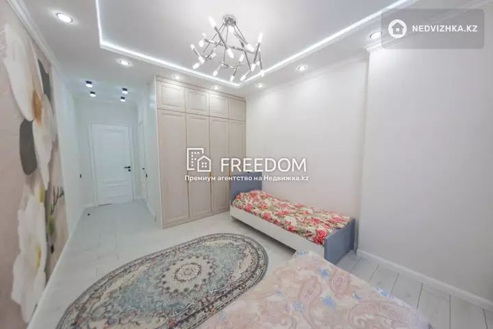 115 м², 4-комнатная квартира, этаж 3 из 12, 115 м², изображение - 1