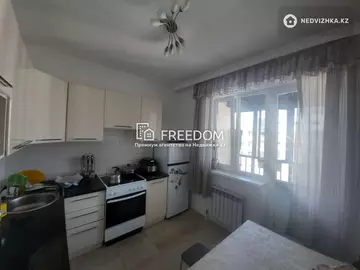 1-комнатная квартира, этаж 9 из 9, 38 м²