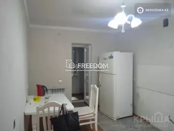1-комнатная квартира, этаж 10 из 10, 50 м²