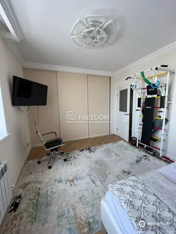 90 м², 3-комнатная квартира, этаж 5 из 12, 90 м², изображение - 1