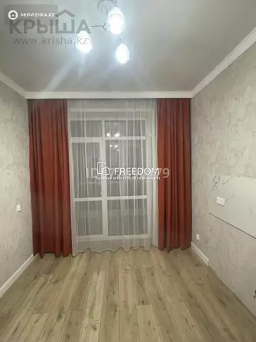 1-комнатная квартира, этаж 2 из 12, 39 м²