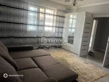1-комнатная квартира, этаж 8 из 14, 45 м²