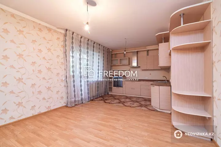 83 м², 3-комнатная квартира, этаж 3 из 12, 83 м², изображение - 1
