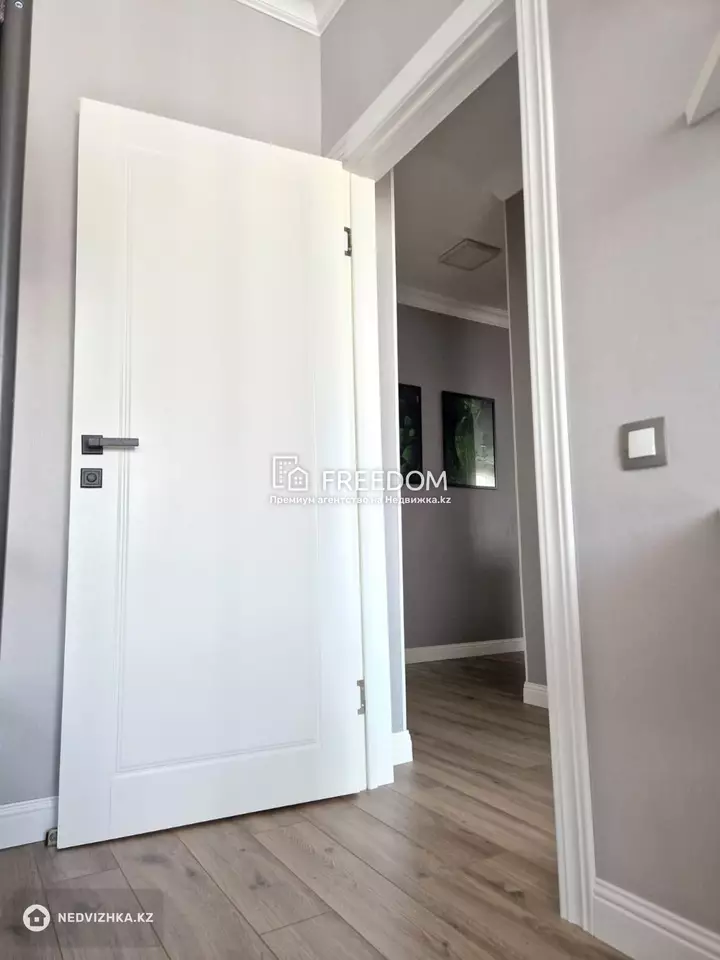 93 м², 3-комнатная квартира, этаж 8 из 9, 93 м², изображение - 1
